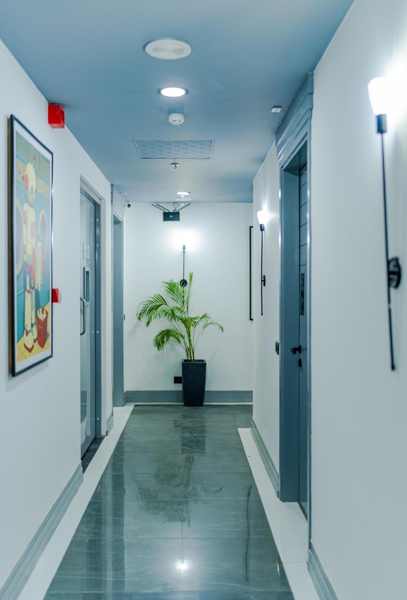 Bedchambers Luxury Apartment Near Golf Course Road Gurgaon Exterior photo